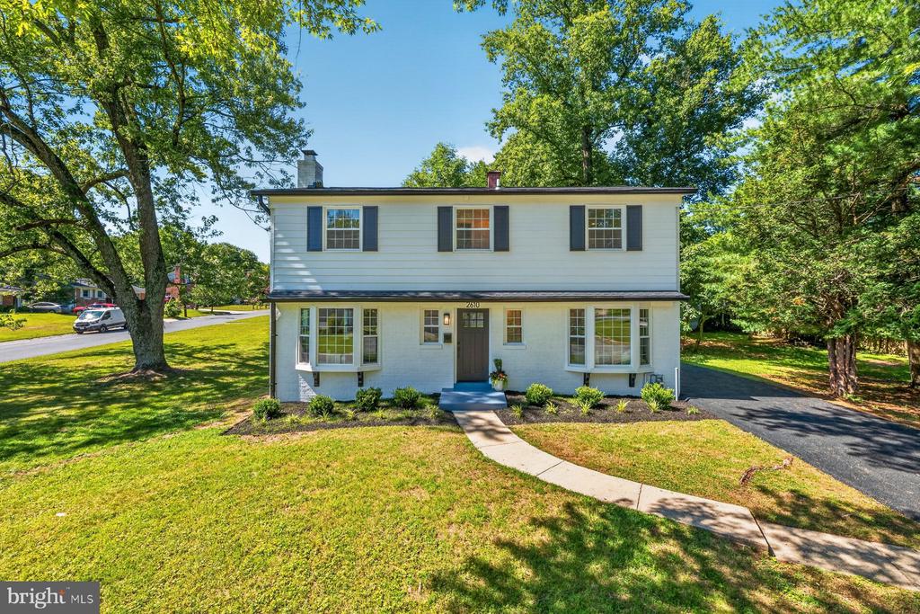 JEANNIE NGUYEN REALTOR in Rockville, MD (3)
