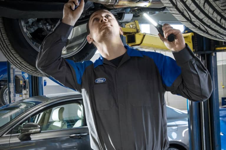 Ford Service Department in Prairie du Chien, WI (2)