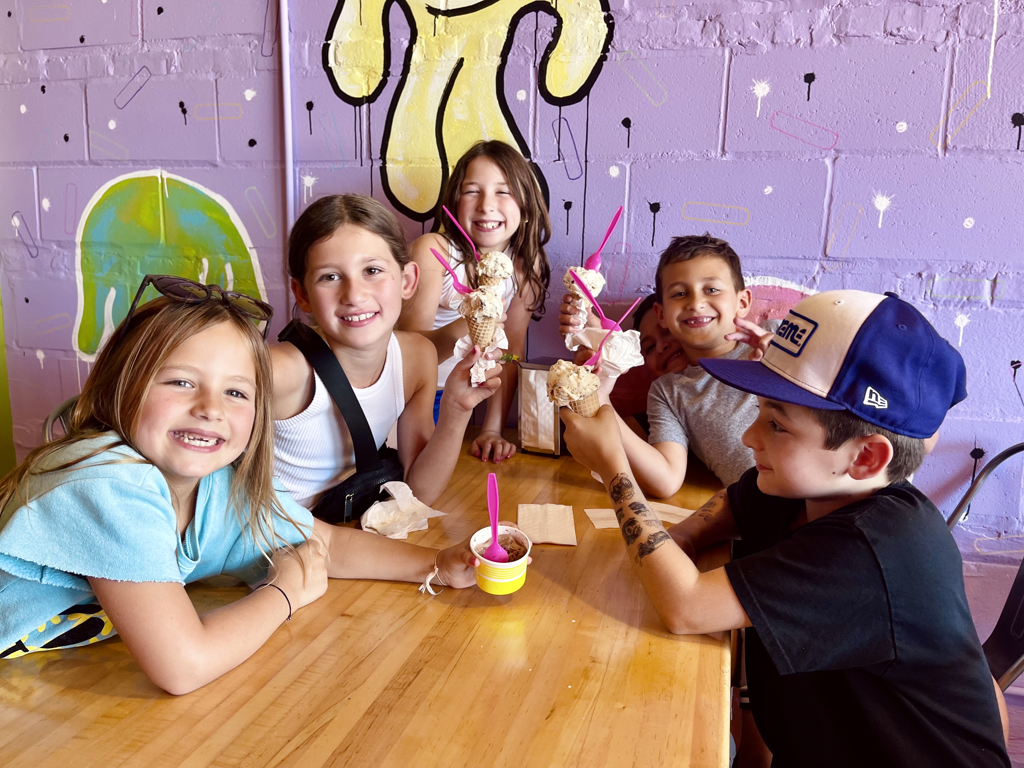 Billy Bricks Pizza & Ice Cream in Highwood, IL
