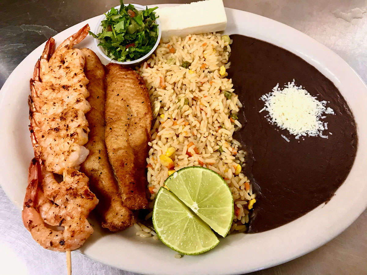 La Placita Salvadorean Cocina in Sherman, TX