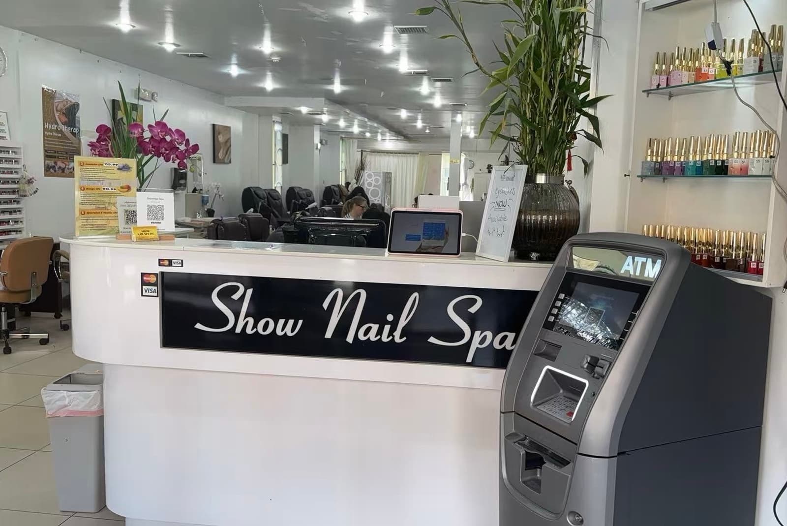 Show Nail & Spa in Hoboken, NJ