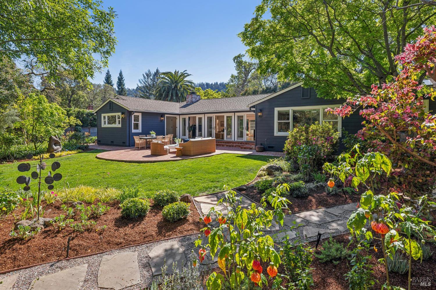 Stephanie Lamarre | Marin County, CA Luxury Real Estate in Greenbrae, CA (2)