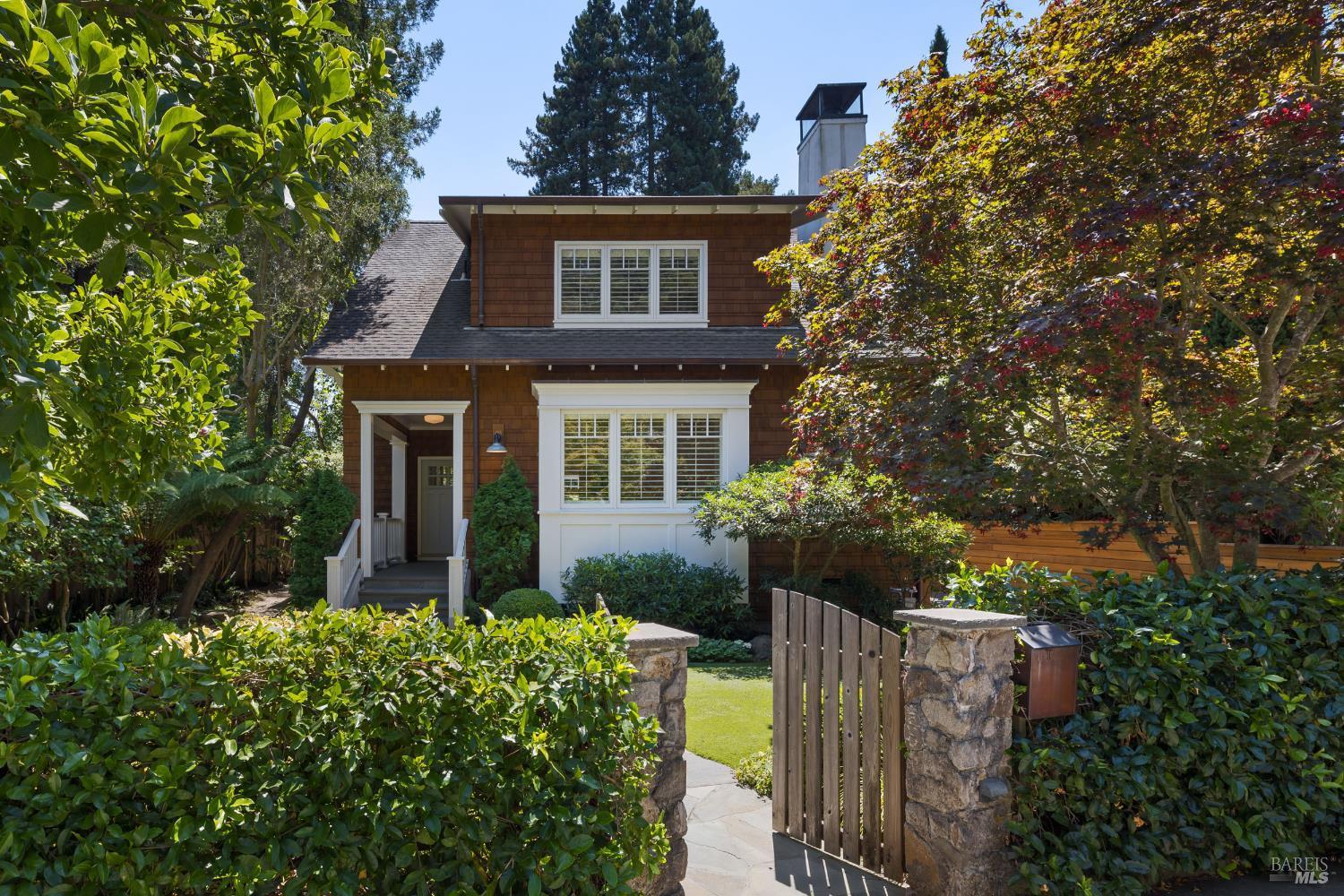 Stephanie Lamarre | Marin County, CA Luxury Real Estate in Greenbrae, CA (5)