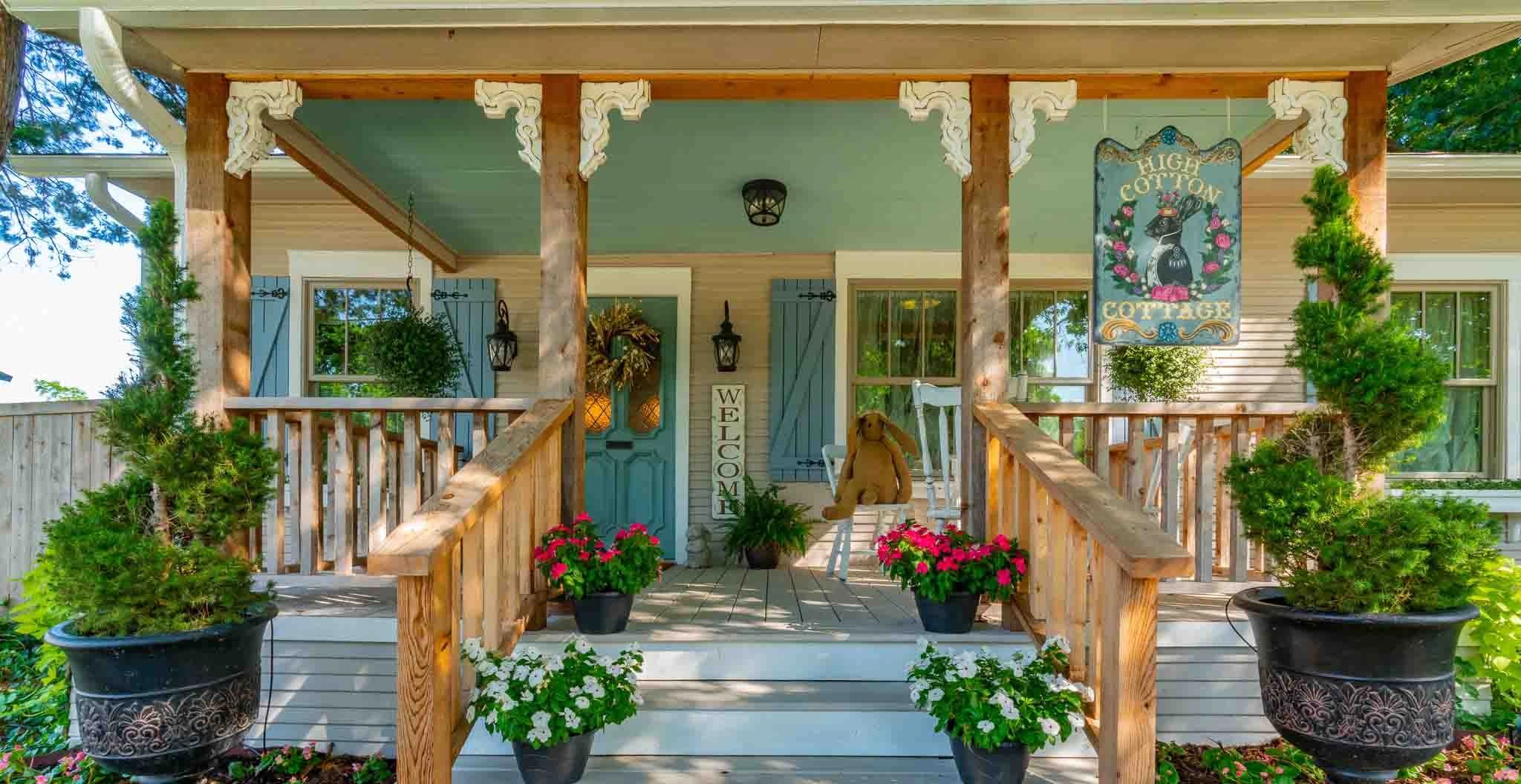 High Cotton Cottage Bed and Breakfast in St Jo, TX
