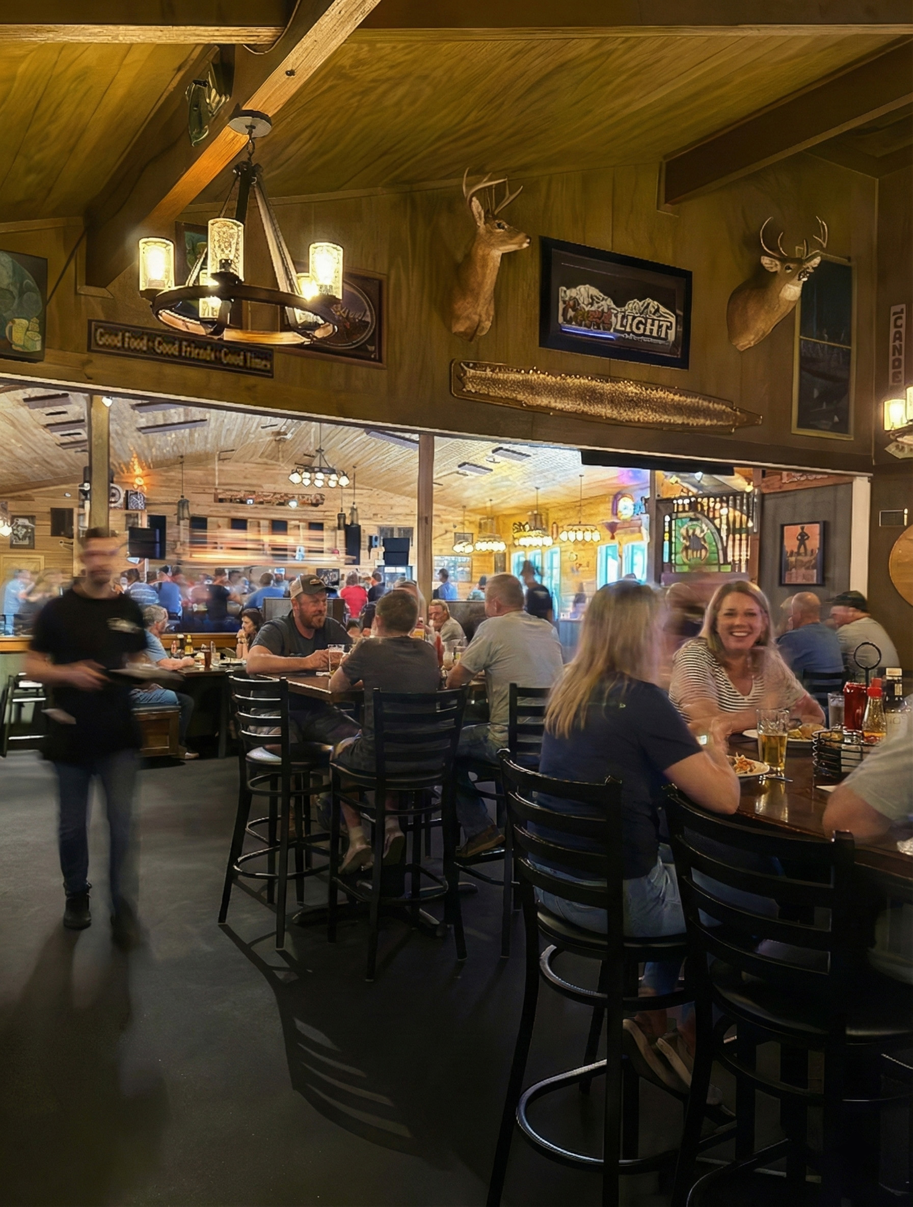 LL Creek | Bar And Grill in Waycross, GA (3)