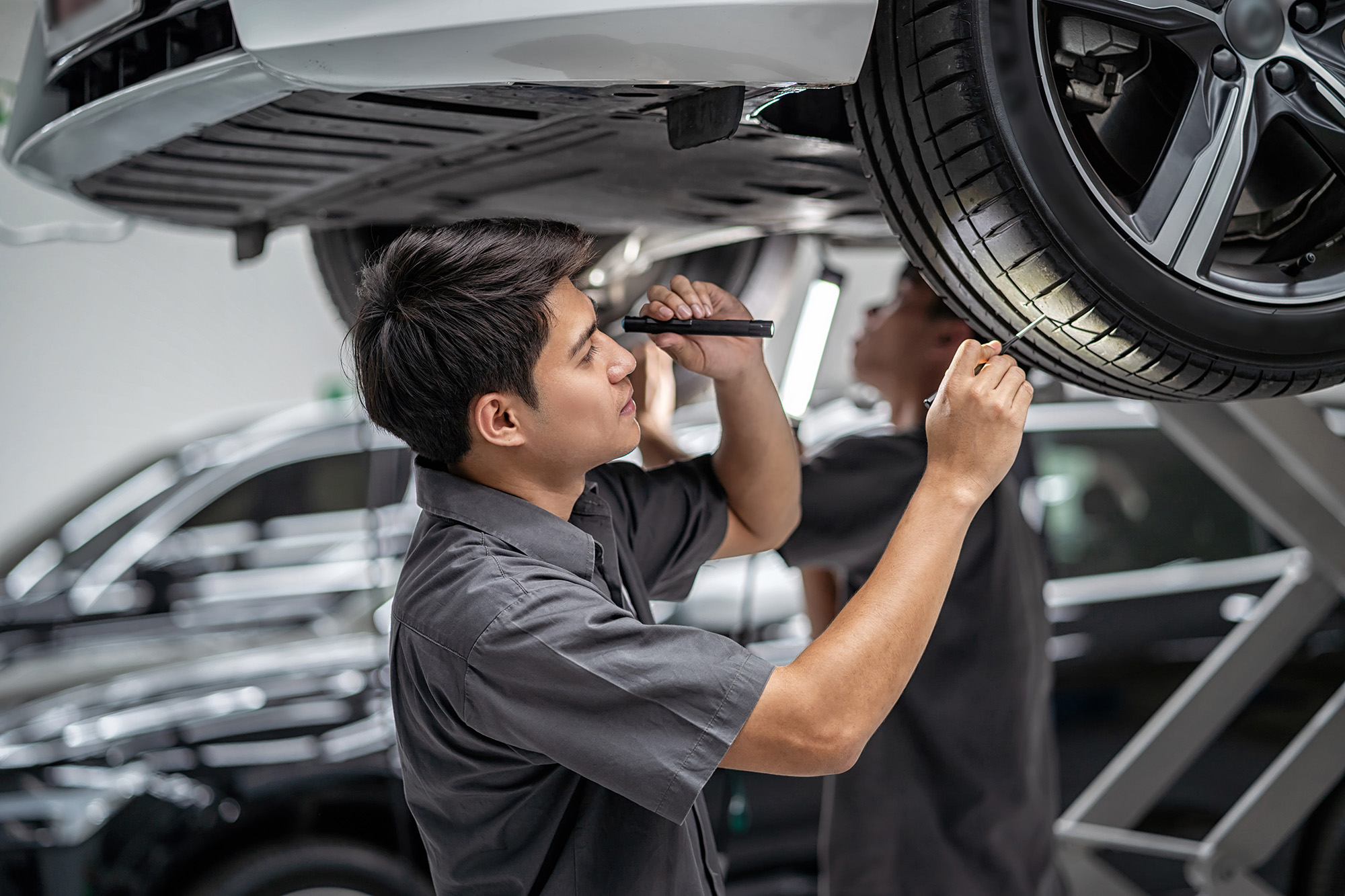 Downey Car Care Center in Downey, CA (5)