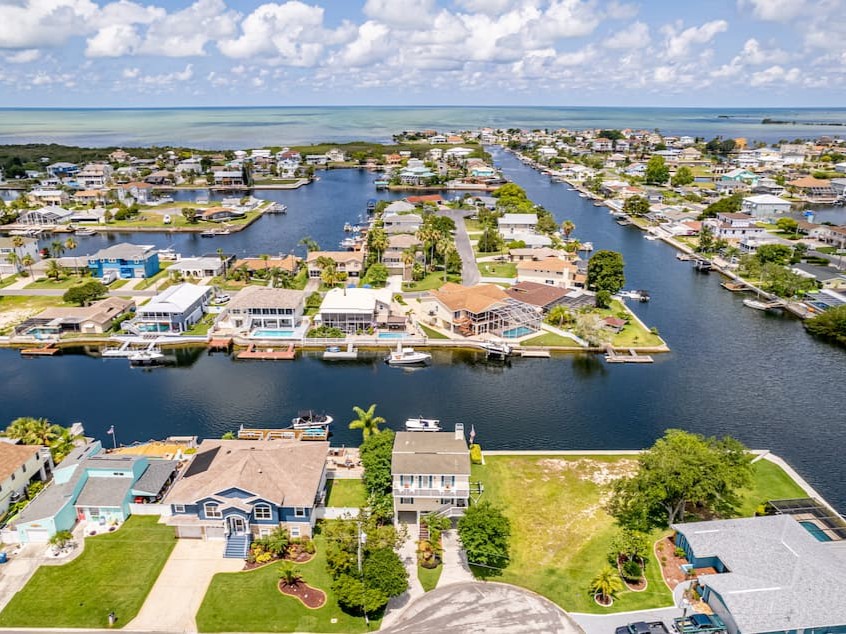 The Hardy Team Real Estate - RE/MAX Marketing Specialists in Spring Hill, FL (4)