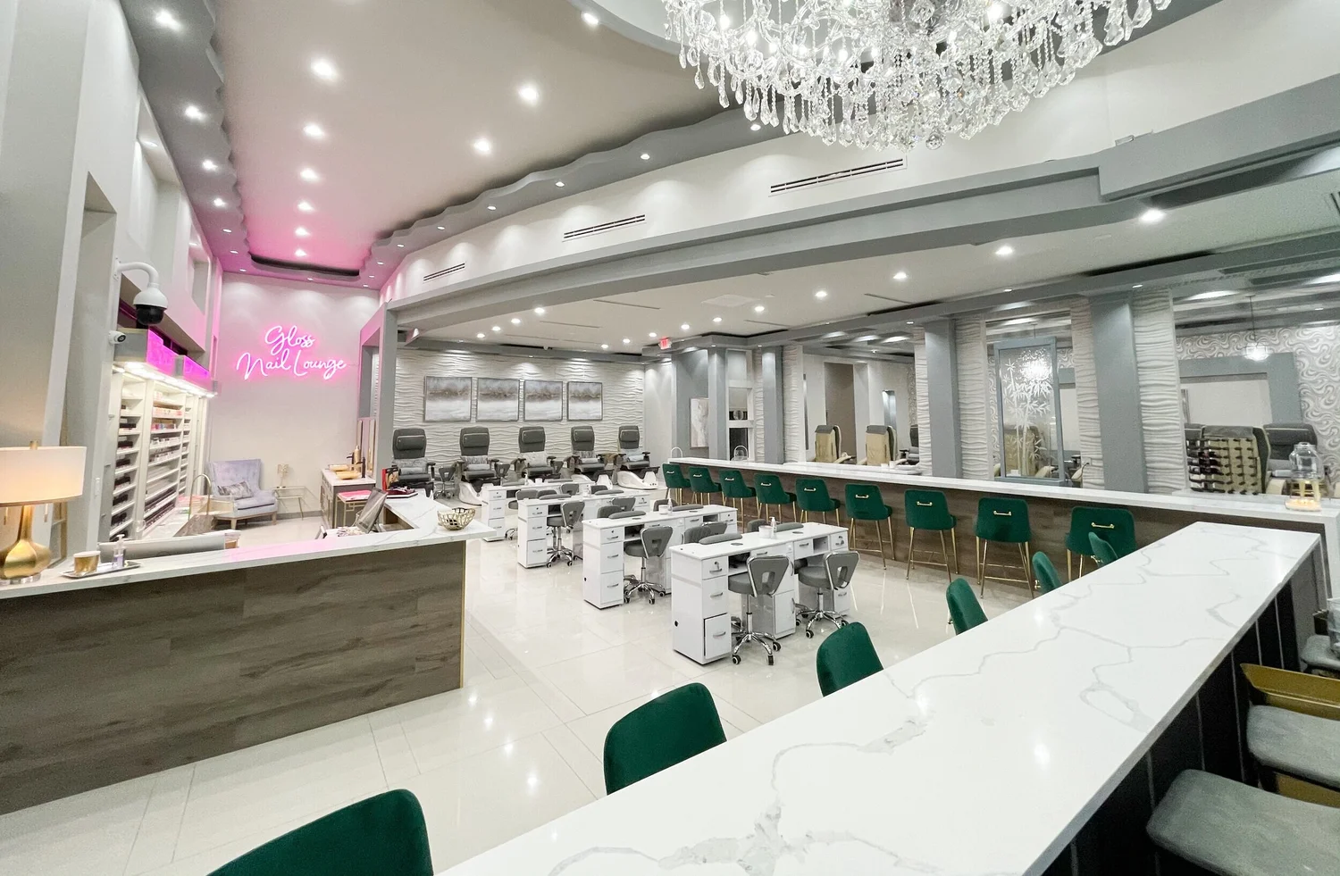 Gloss Nail Lounge in Katy, TX (2)