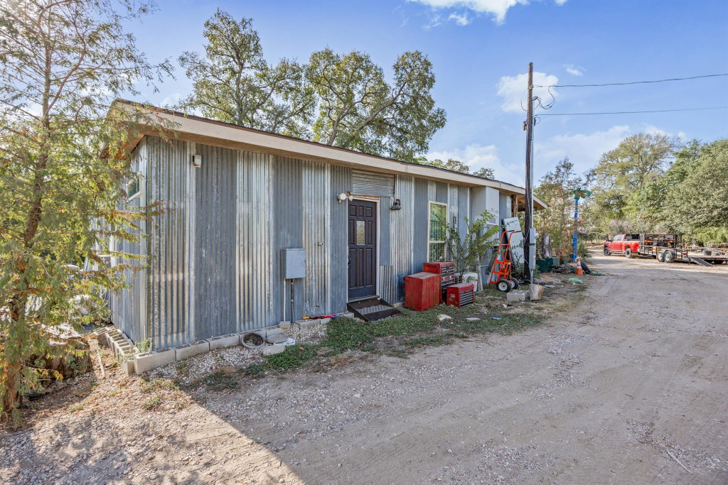 Maricelda Figueroa REALTOR in Hutto, TX (3)