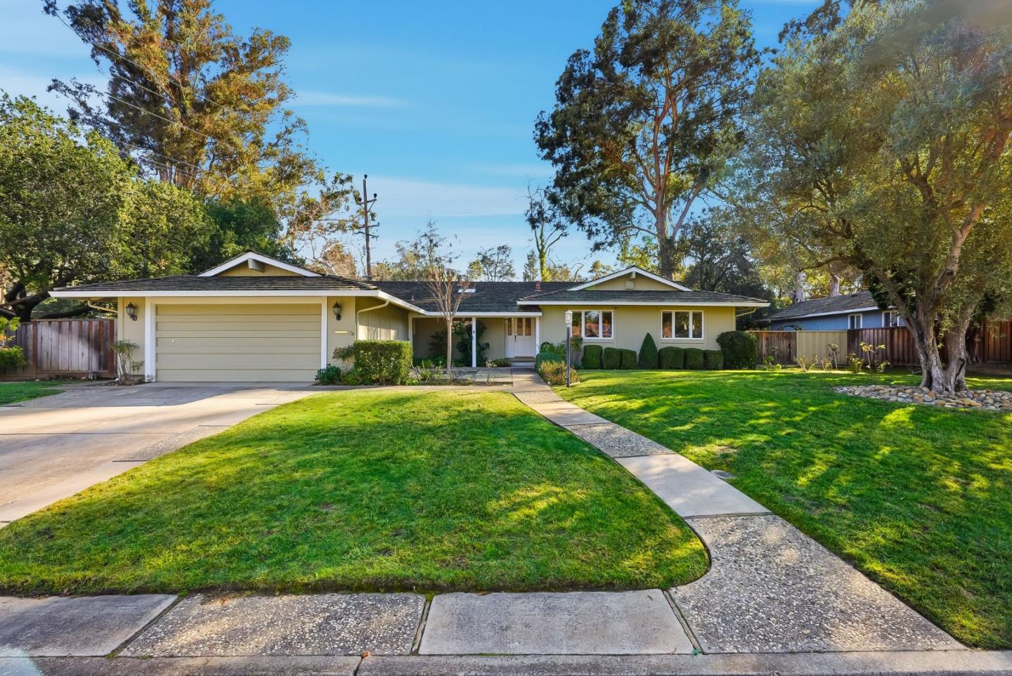Kelly Dippel Real Estate in Los Gatos, CA