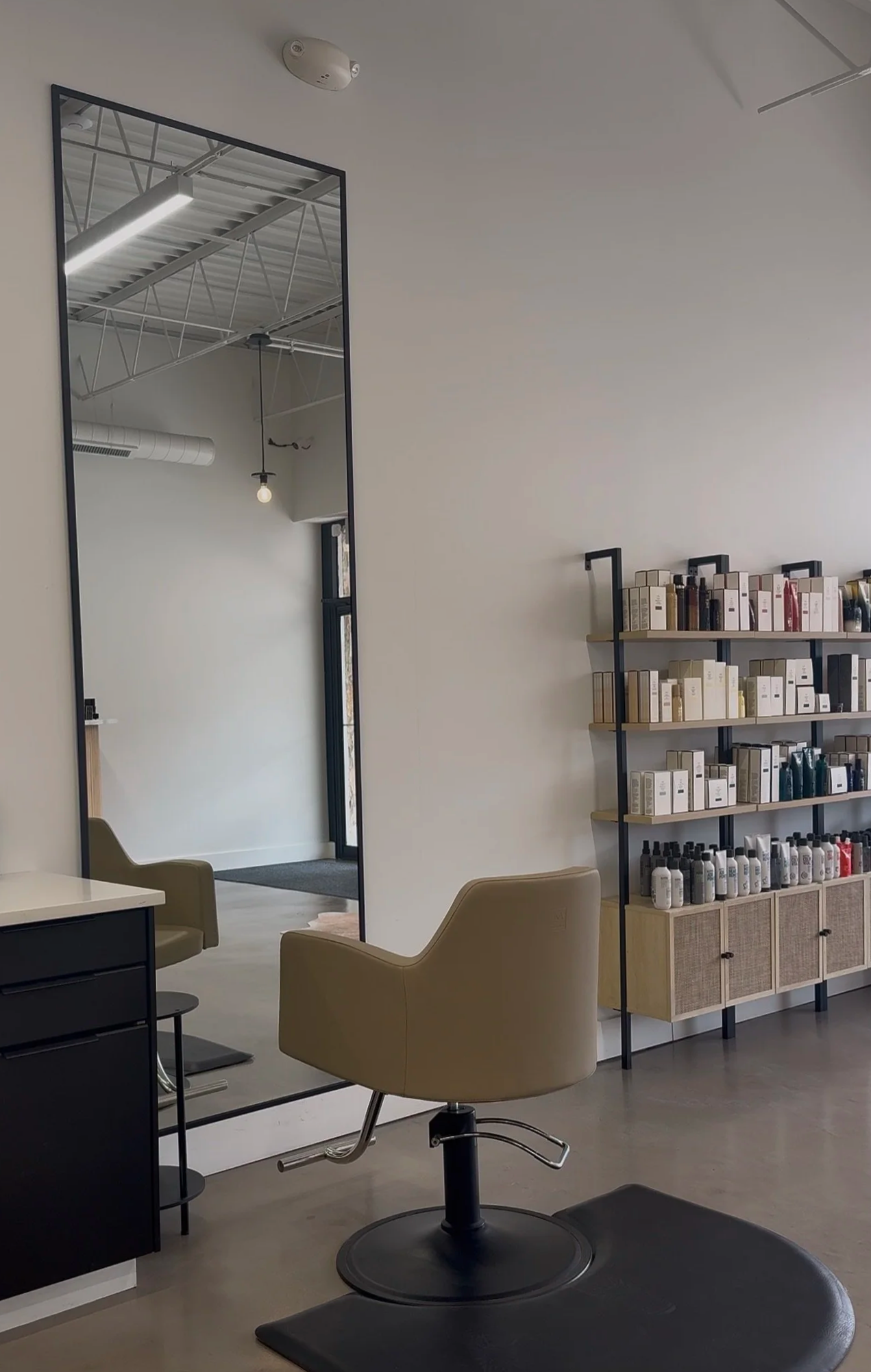 salon twenty three in Park Ridge, IL (2)