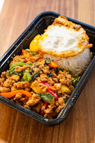 Raya's Hot Kitchen in Easley, SC (2)