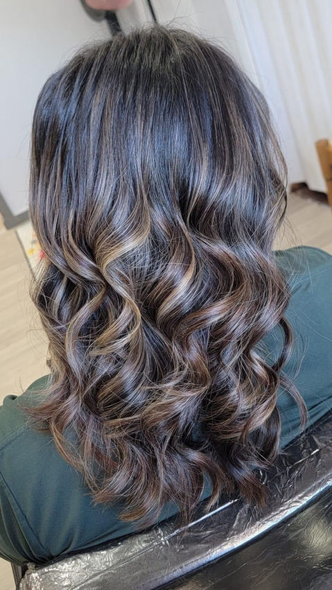 Queen Bees Color Studio in Canyon Lake, TX (3)
