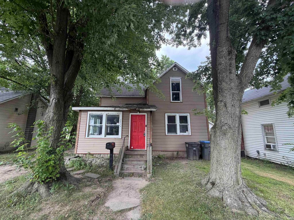 Aimee Ness Realty Group in Lafayette, IN (6)