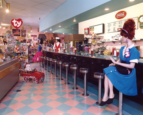 Peggy Sue's 50's Diner in Yermo, CA (3)