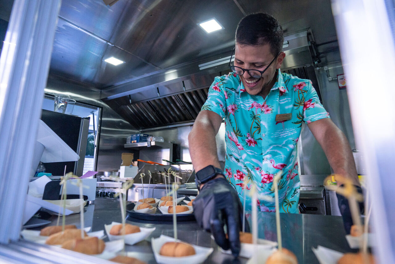 Ukelele's Outdoor Dining | Delray Beach in Delray Beach, FL (2)