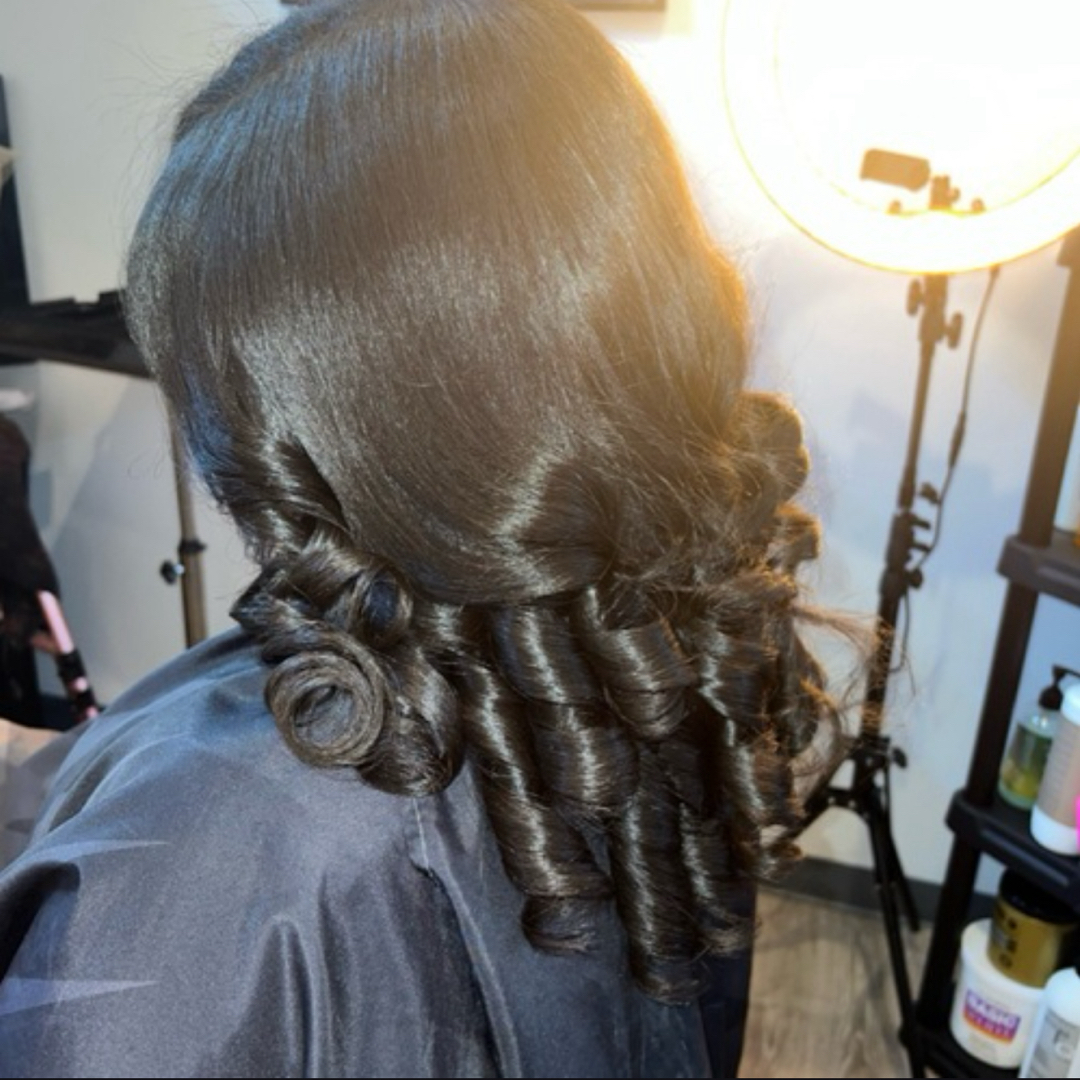 Taylor Does My Hair in Utica, MI