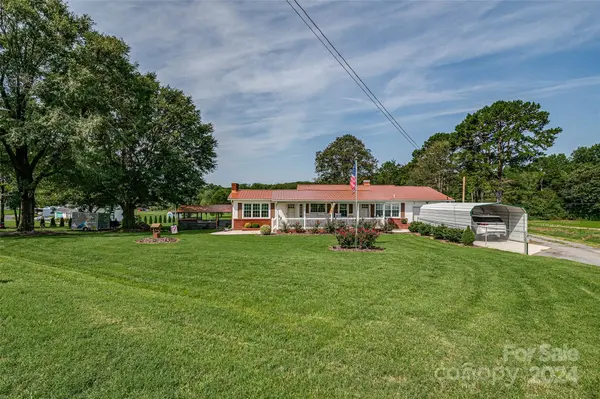 Melissa Young, Call It Closed International Realty in Paw Creek, NC (5)