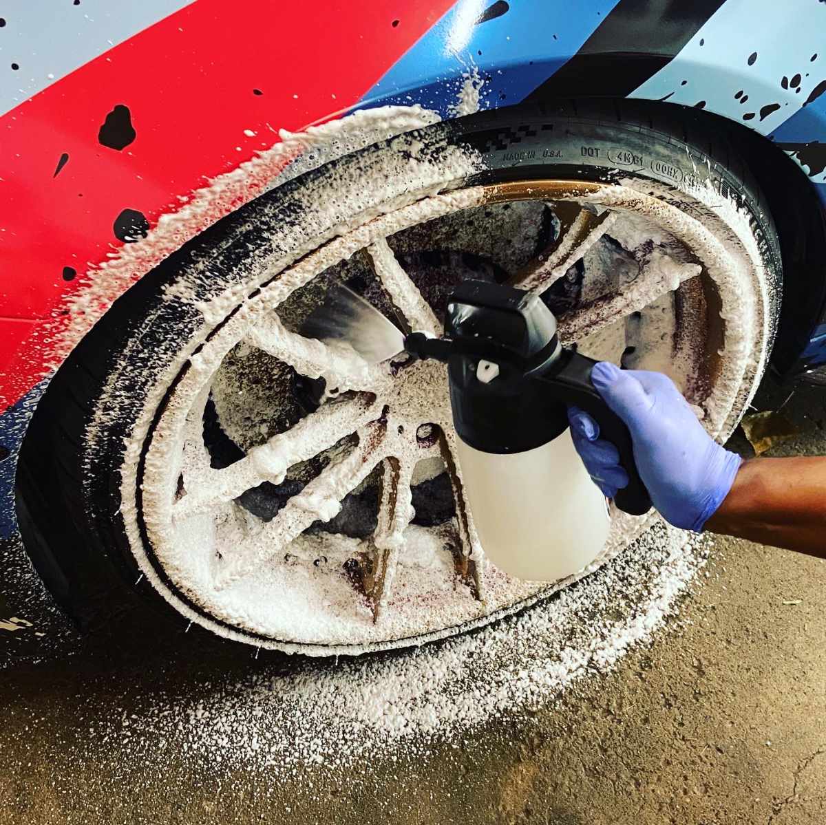 Mo's Brilliant Auto Detail in Thiensville, WI (3)