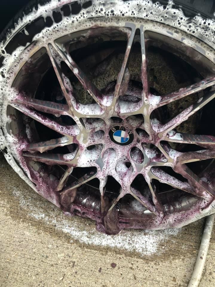 Mo's Brilliant Auto Detail in Thiensville, WI (5)