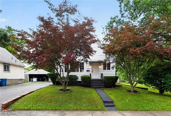 Jessica Calleja, Real Estate Agent in Youngstown, OH