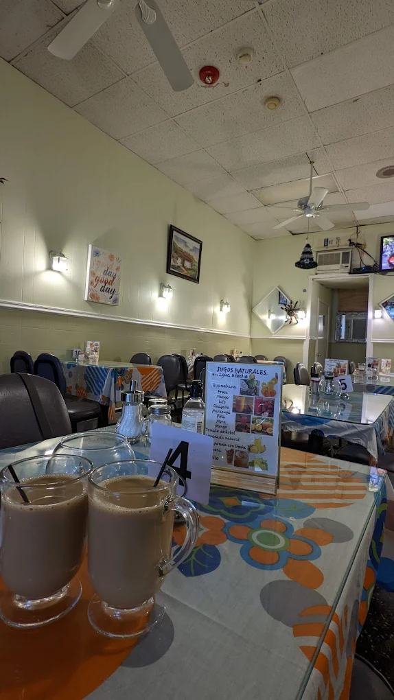 Tierras y Sabores Restaurant in Dover, NJ (4)