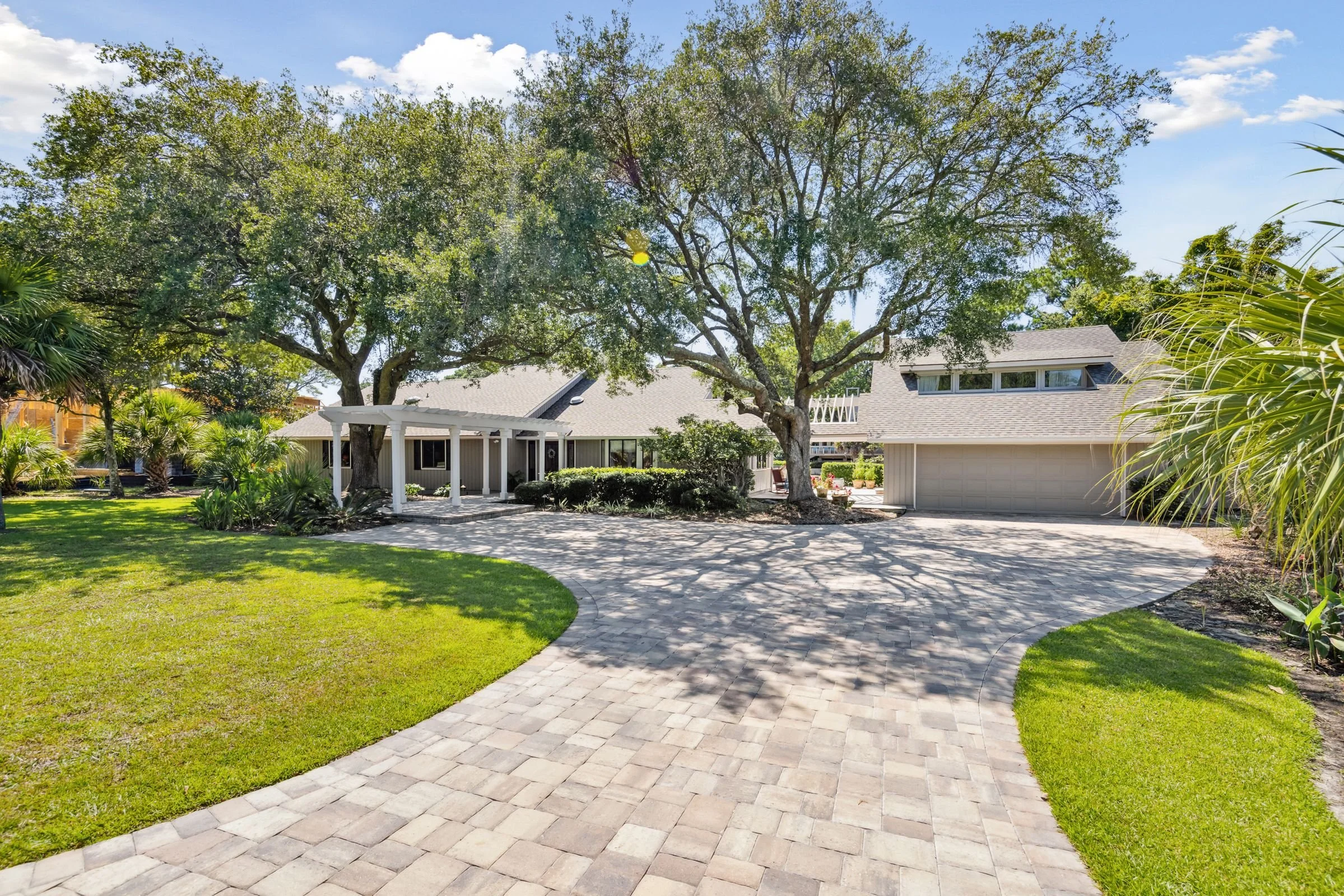 Sara Kurtz HHI, Luxury Real Estate Specialist in Hilton Head Island, SC