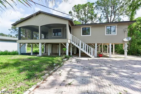 Hustle Bees Realty LLC , Southwest Florida Real Estate in Fort Myers, FL (2)