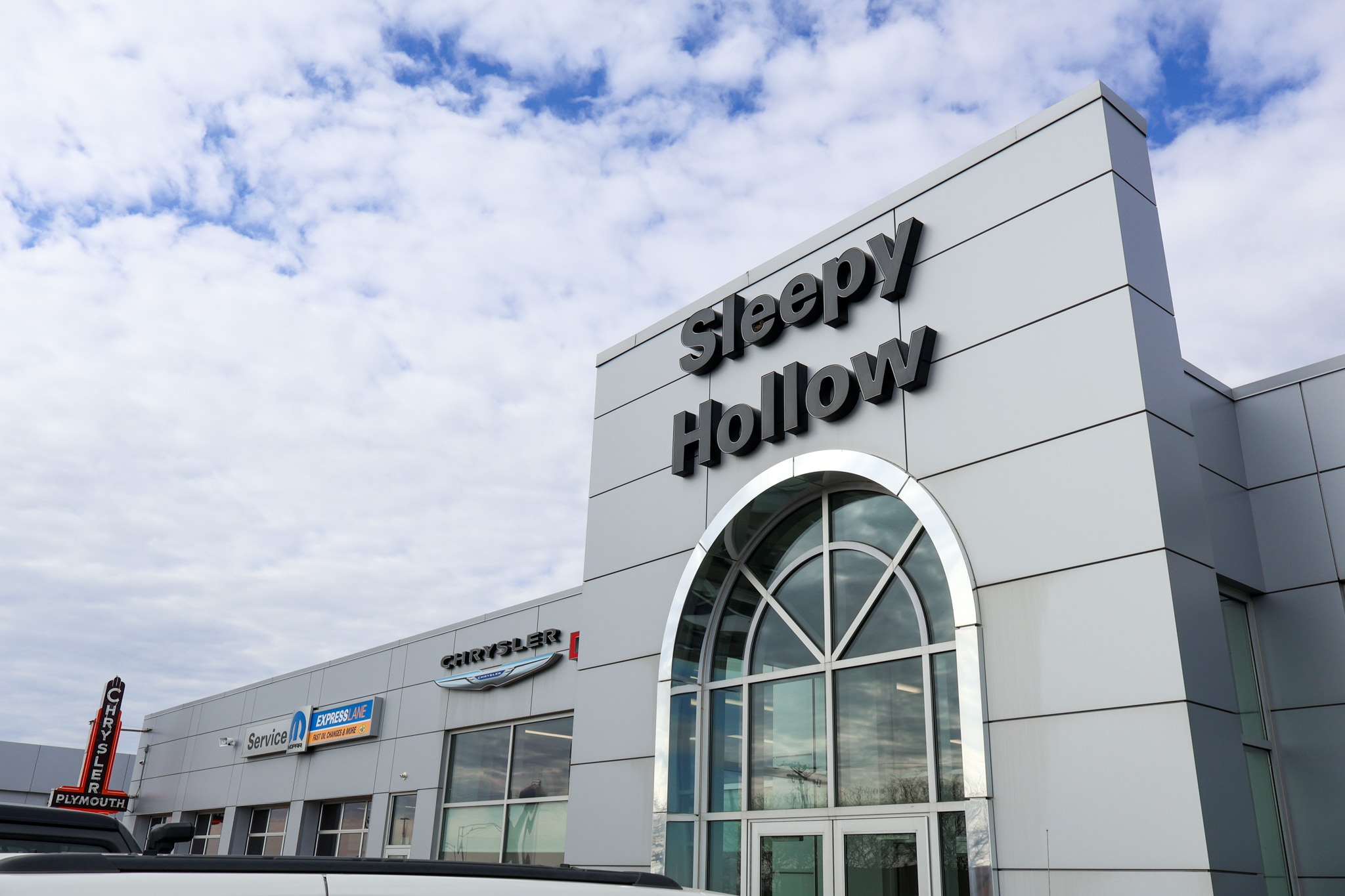 Sleepy Hollow Commercial Truck Center in Viroqua, WI (2)