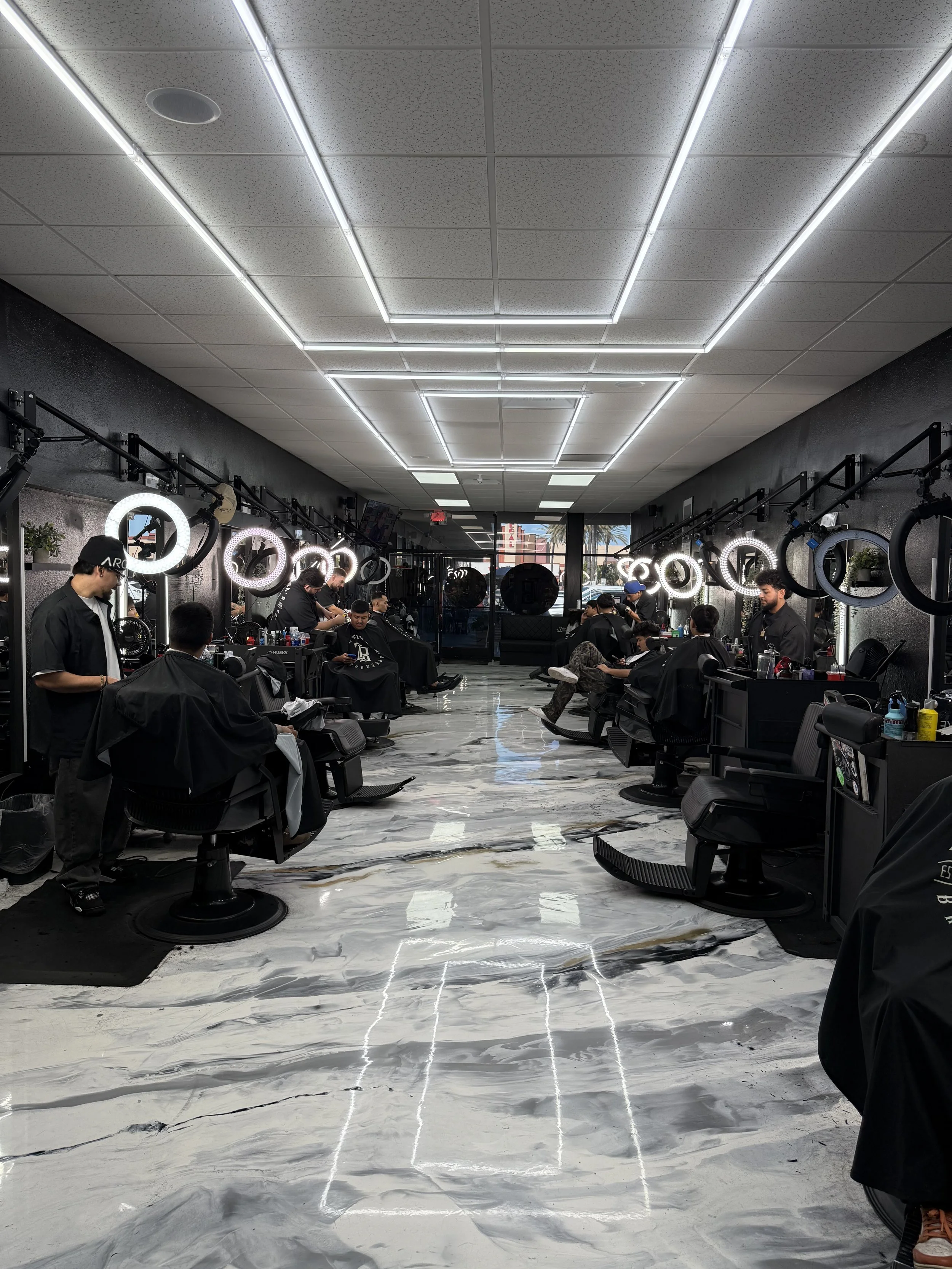 Zetinas Barbershop in Garden Grove, CA (3)