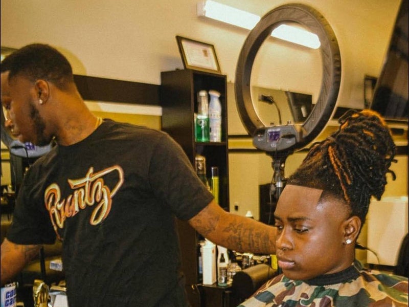 Hollywood The Barber in West Columbia, SC