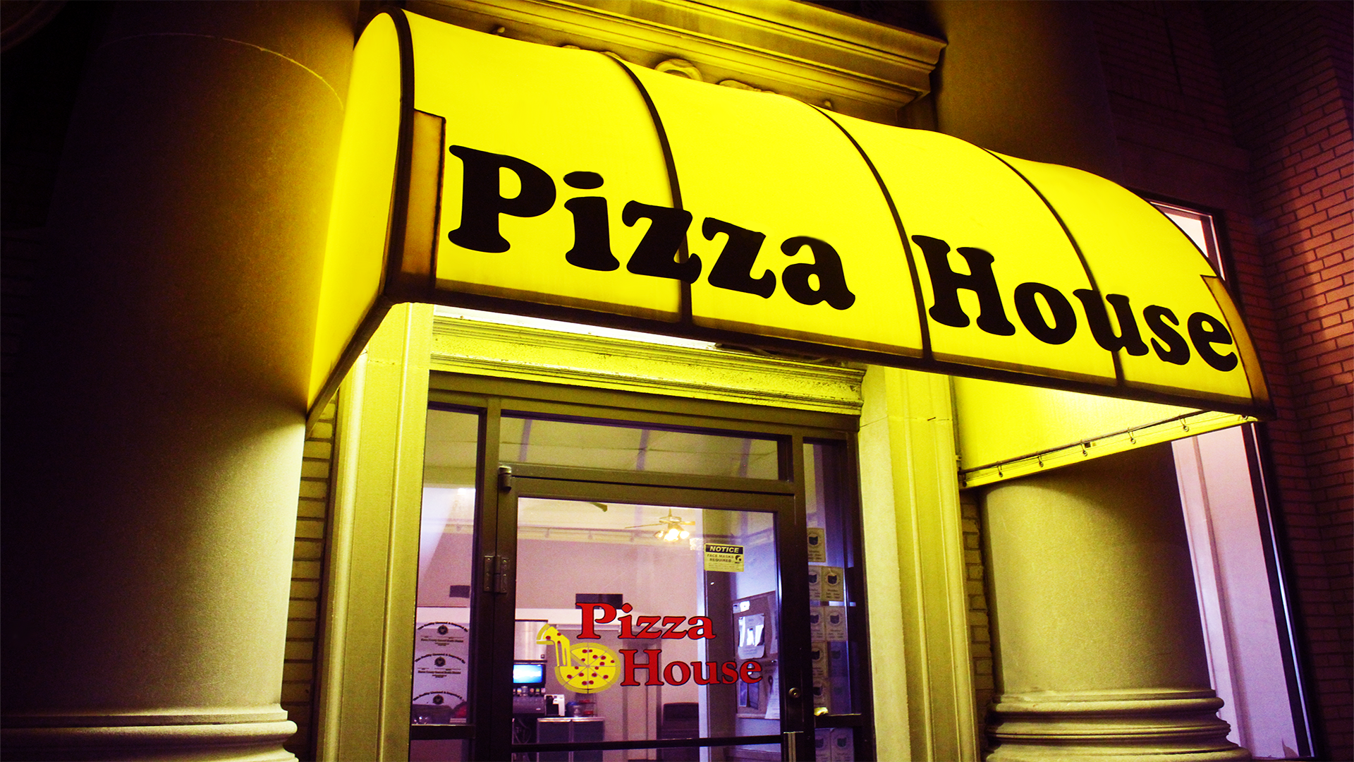 New London Pizza House in New London, OH