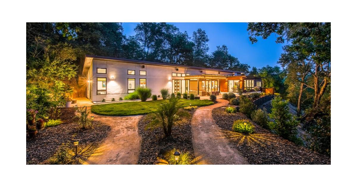Stella Tsakonas & Stephanie Mull, REALTOR® Team in Lafayette, CA (2)
