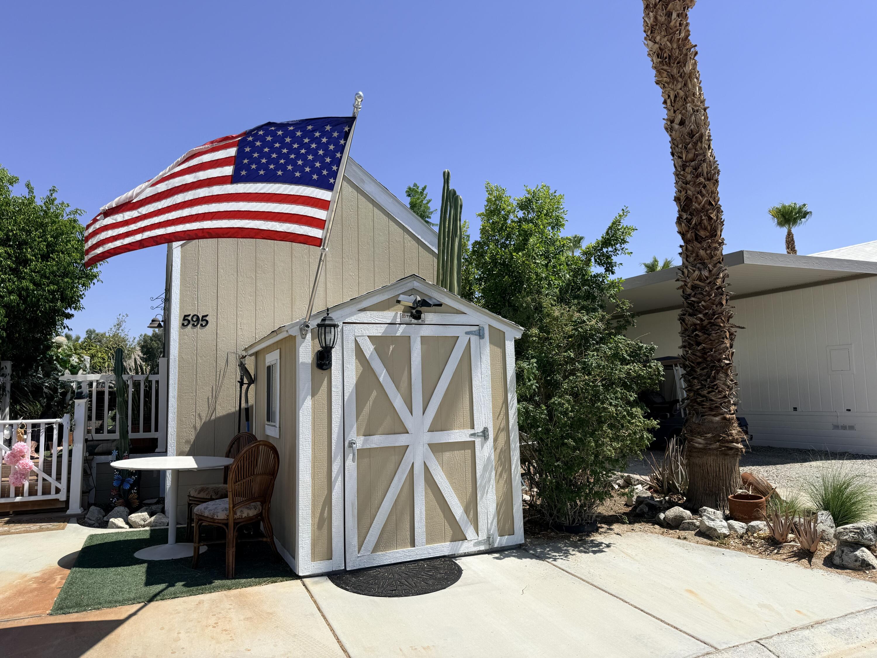 Sarah and James Luxury in Rancho Mirage, CA (3)