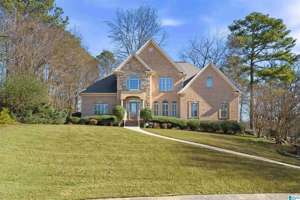 Dabbs Realty in Pelham, AL