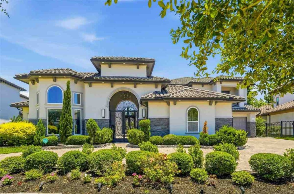 Aida Younis Team in Sugar Land, TX (5)