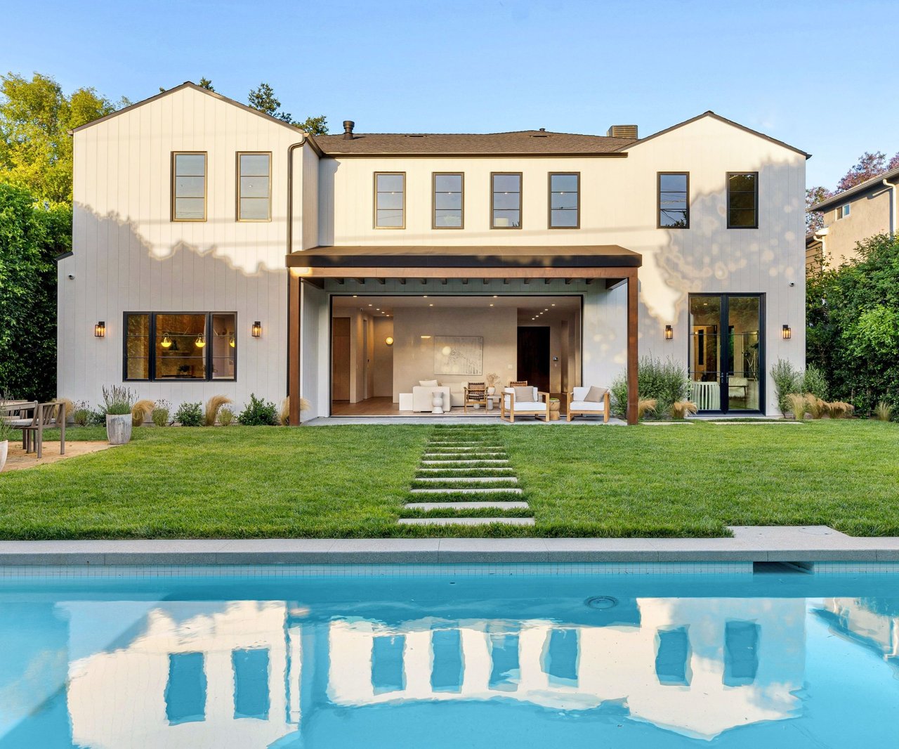 Jessica Heredia | Represent Realty, Menlo Park | Redwood City CA in Palo Alto, CA (2)