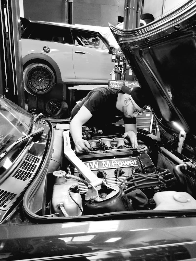 Mobile Mechanic - Eurospeed Automotive in Tampa, FL