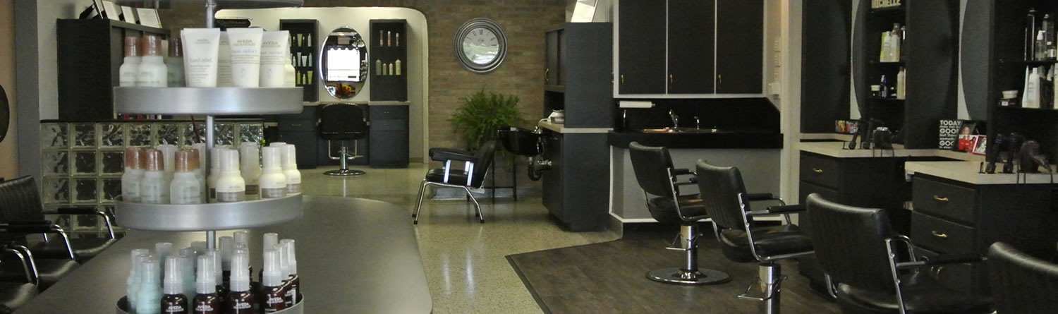 Salon West in De Pere, WI (2)