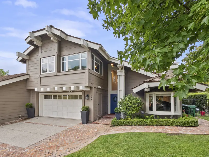 The Aballi Group at Real Broker in Irvine, CA (3)