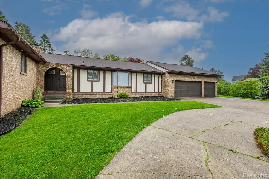 Real Estate by Rita in Riverview, MI (6)