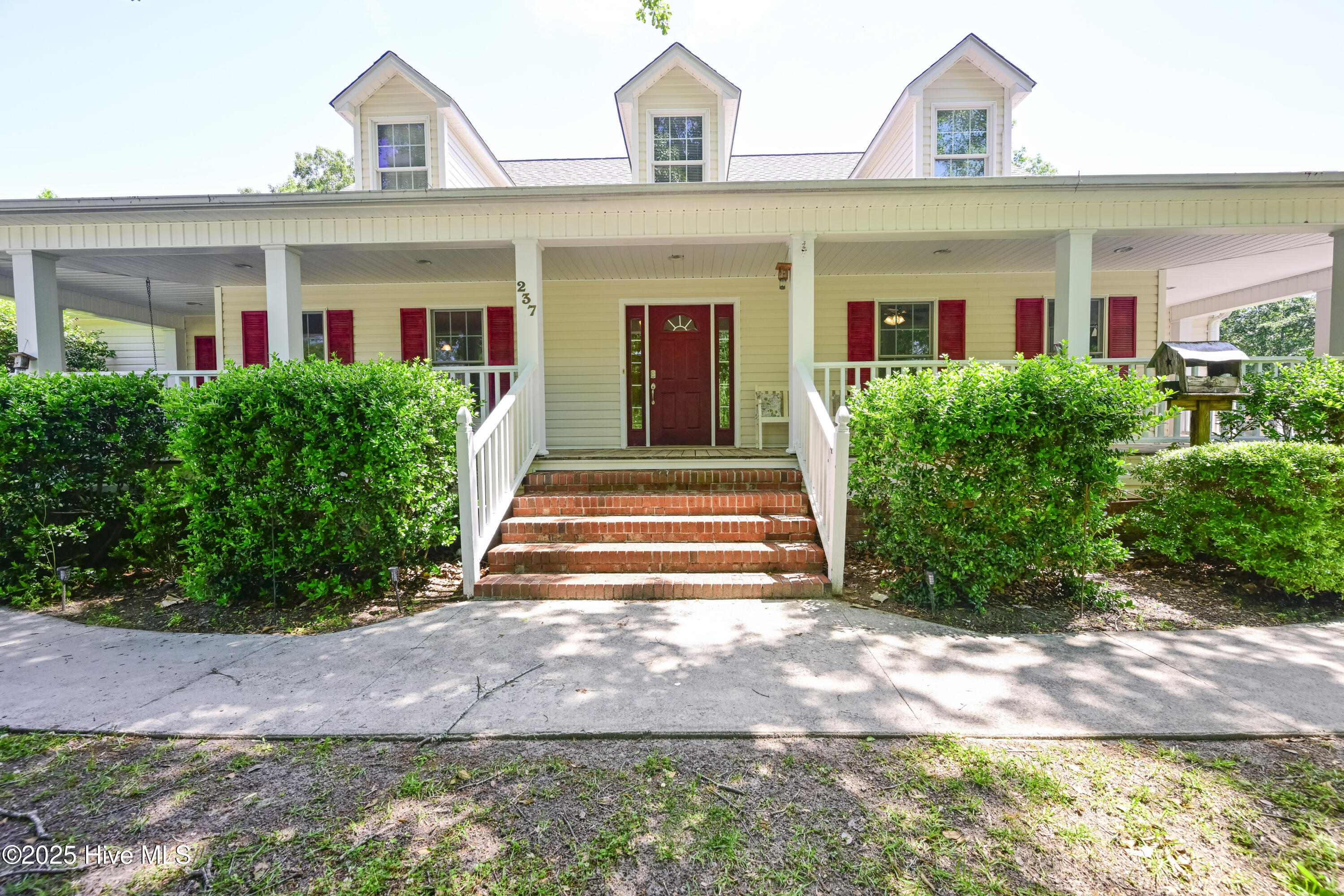 Living By The Coast Realty Group in Leland, NC