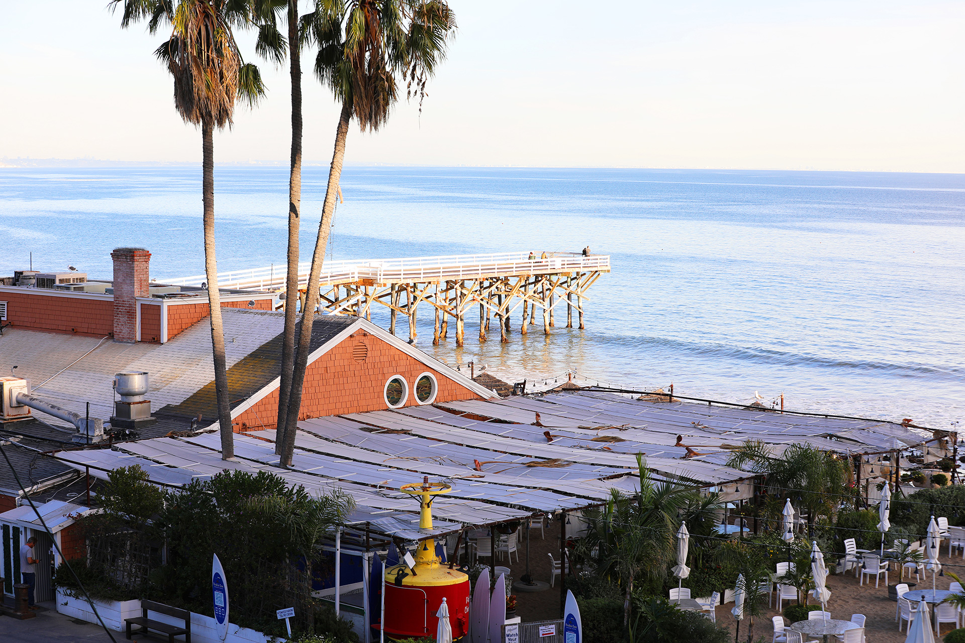 Paradise Cove Beach Café in Malibu, CA (4)
