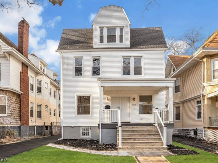 Felicia E. Smith, Realtor & Instructor in Elmhurst, NY (5)