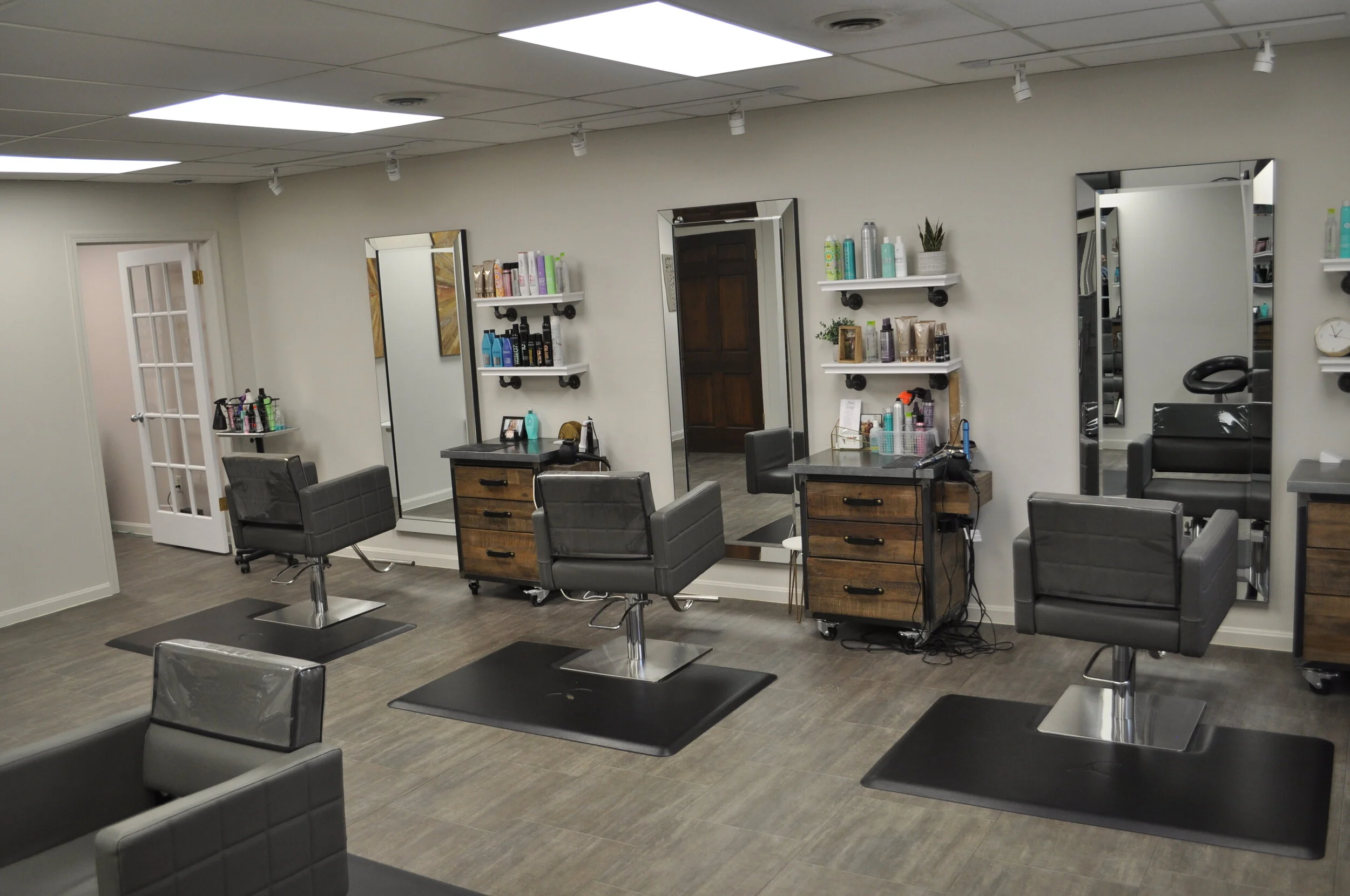 Salon 31 in Hartville, OH