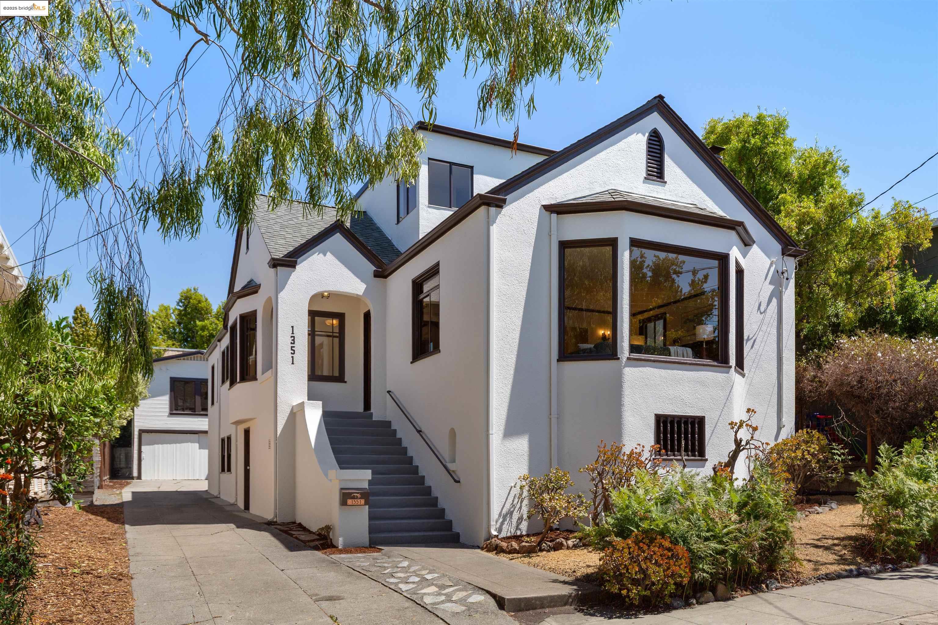 Sarah Ridge, Realtor in Berkeley, CA (2)