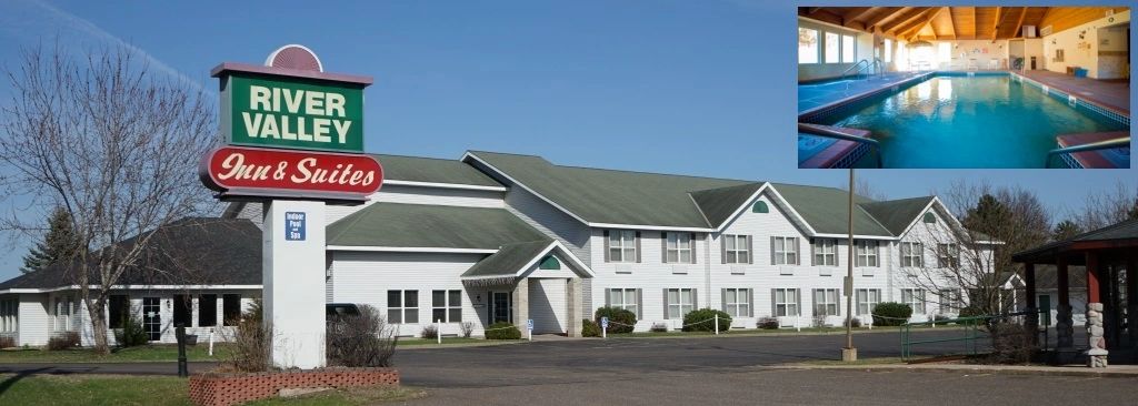 River Valley Inn & Suites in Osceola, WI