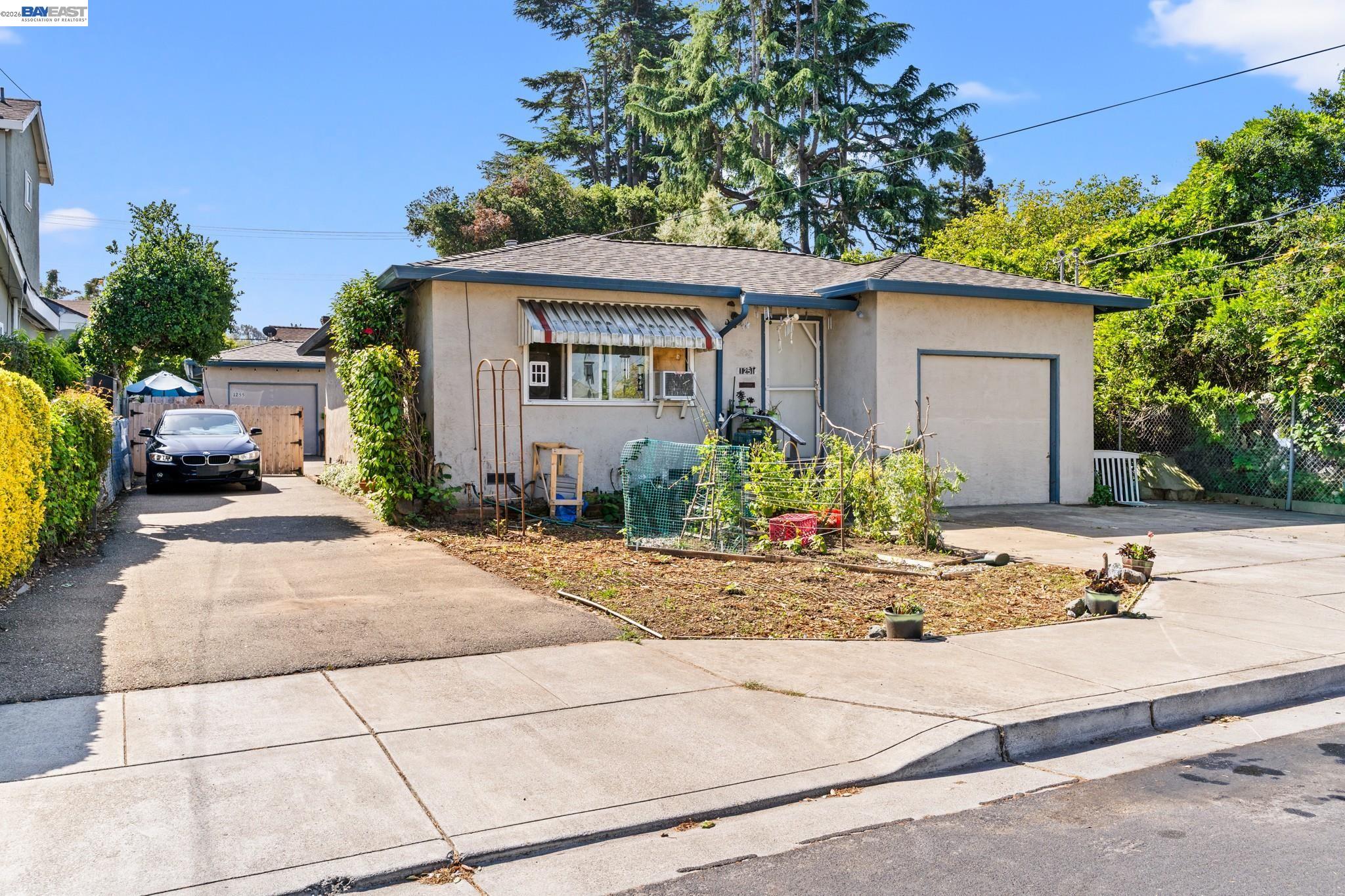 Bert Aranda, Independent Real Estate Brokers-DeMattei & Associates DRE#00849436 in San Leandro, CA