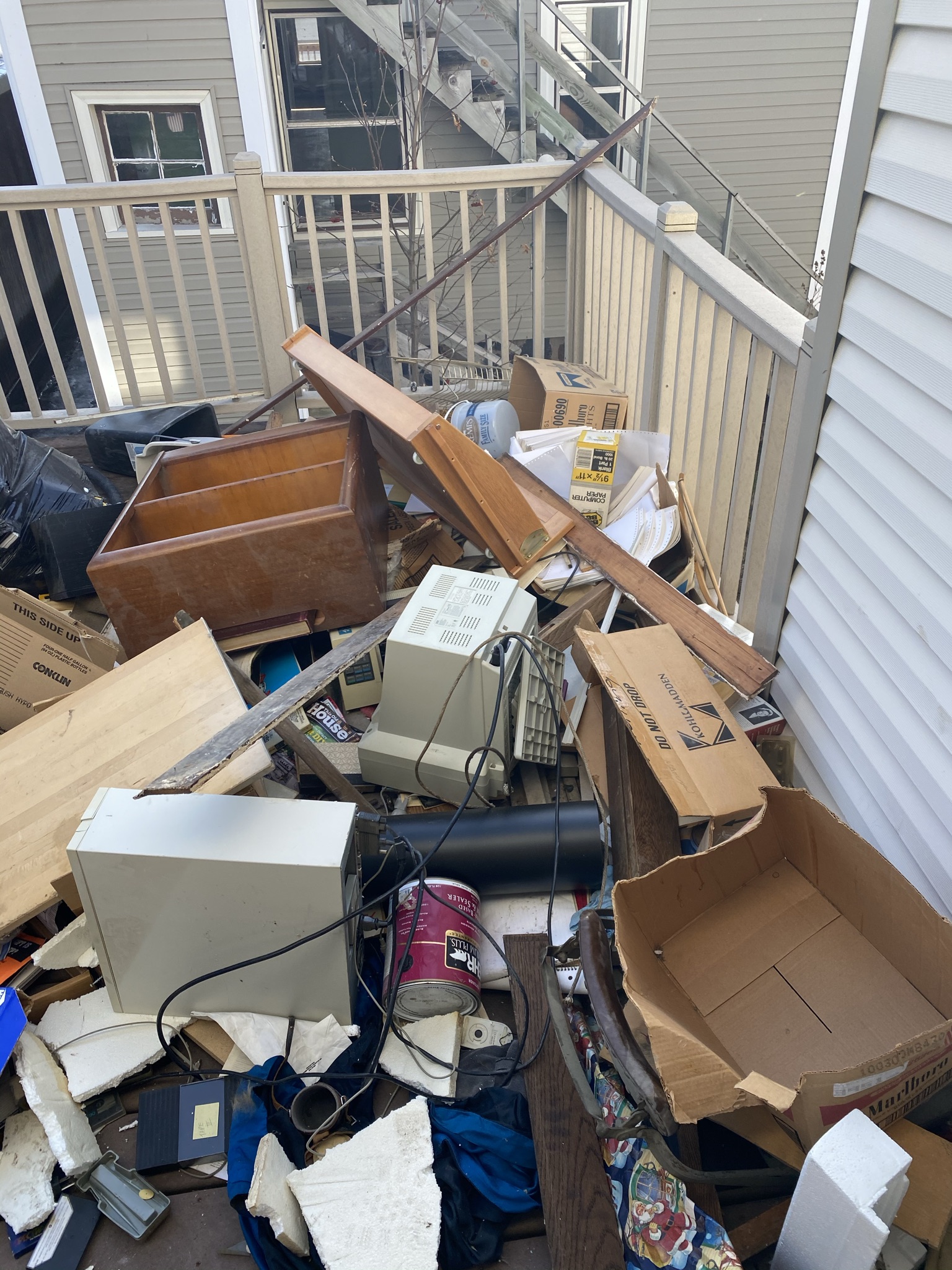 Duluth Pro Junk Hauling Removal Service in Superior, WI (3)