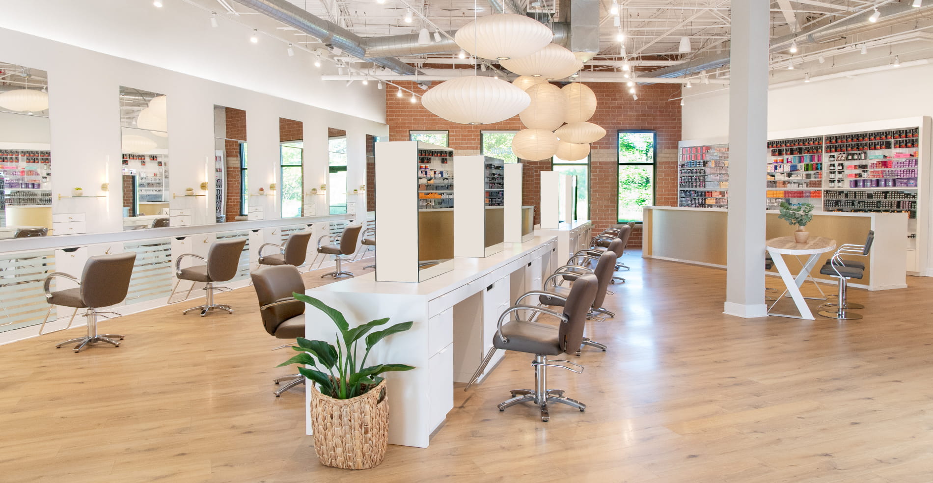Andreas Hogue Salon in Northbrook, IL (3)